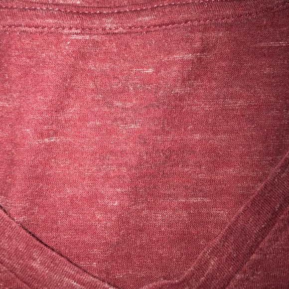 3-Graphic tees! - Picture 7 of 7